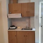 Seretirooms Néa Ankhíalos