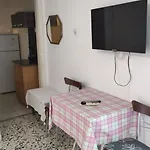 Seretirooms Néa Ankhíalos