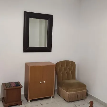 Seretirooms Πανσιόν Νέα Αγχίαλος