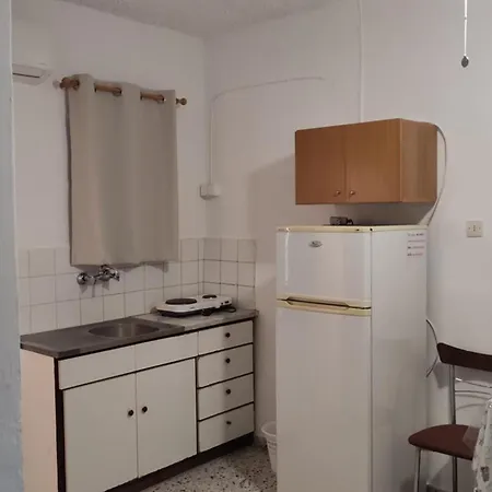 Seretirooms 3* Néa Ankhíalos